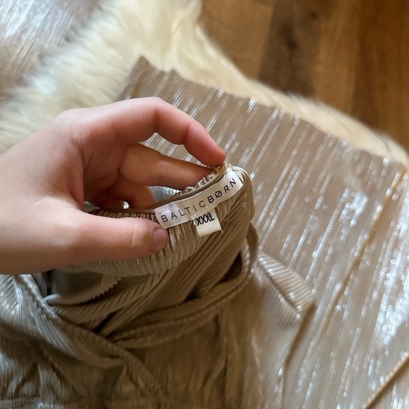 BALTIC BORN Athena Pleated Maxi Dress In Gold - Picture 12 of 12